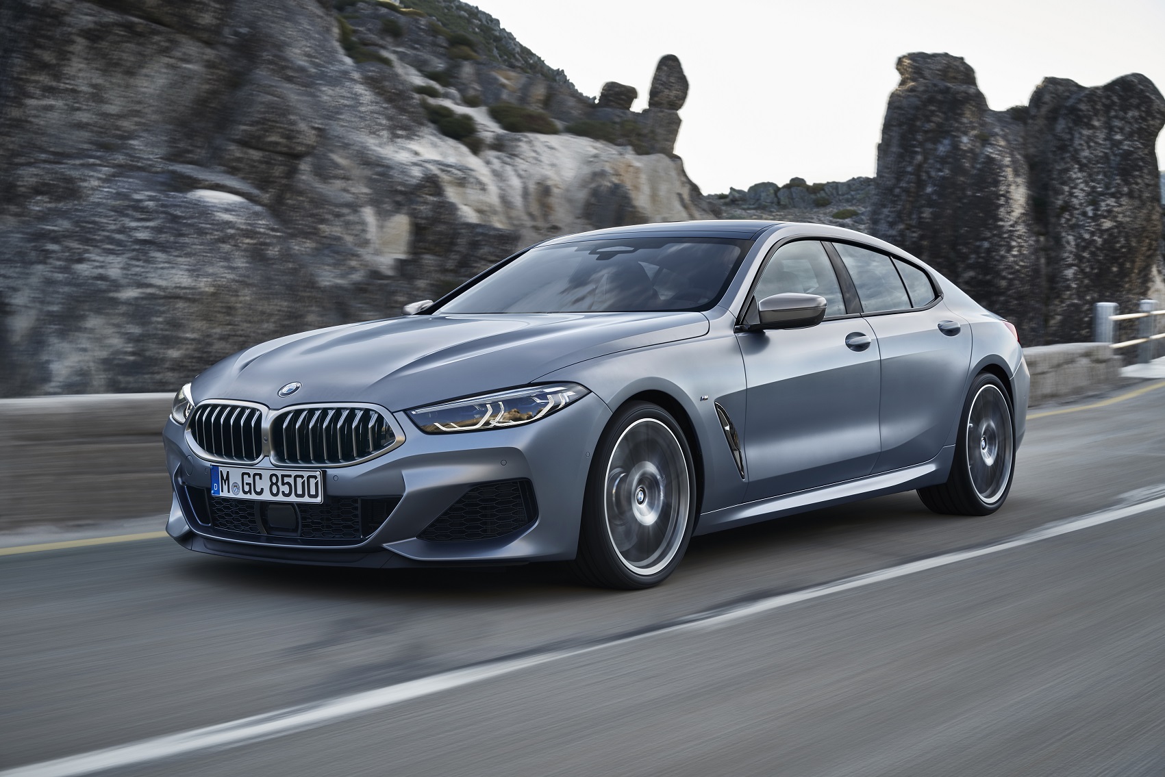Yeni BMW 1 Serisi ve BMW 8 Serisi  Altın Direksiyon Ödülü’ne Layık Görüldü
